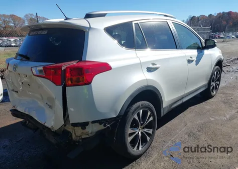 2015 Toyota Rav4 Limited z USA, uszkodzony, nr VIN JTMDFREV5FD155671